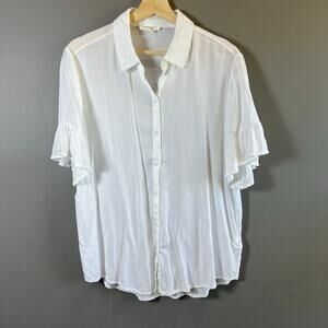 BeachLunchLounge White Short Sleeve button Up top with ruffle sleeves Size M